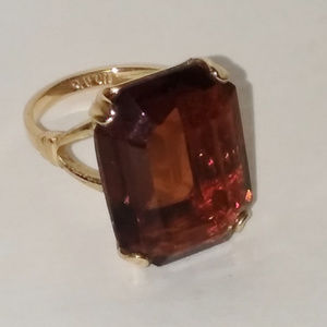 1978 Avon Smoky Lustre Ring Size 8 Simulated Topaz